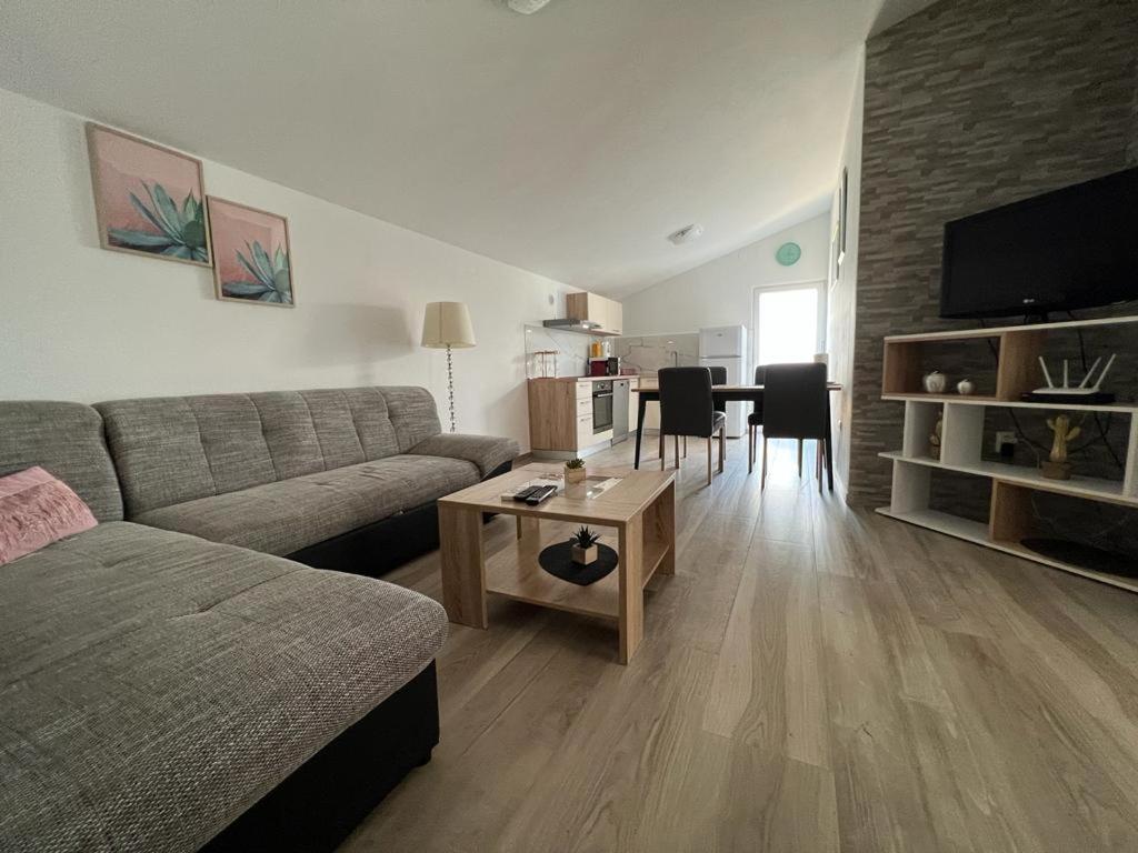 Vila Rosanda Слатине Экстерьер фото